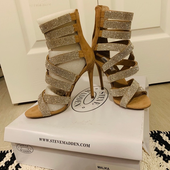 Brand new MALIKA Steve Madden Heels - Picture 2 of 7